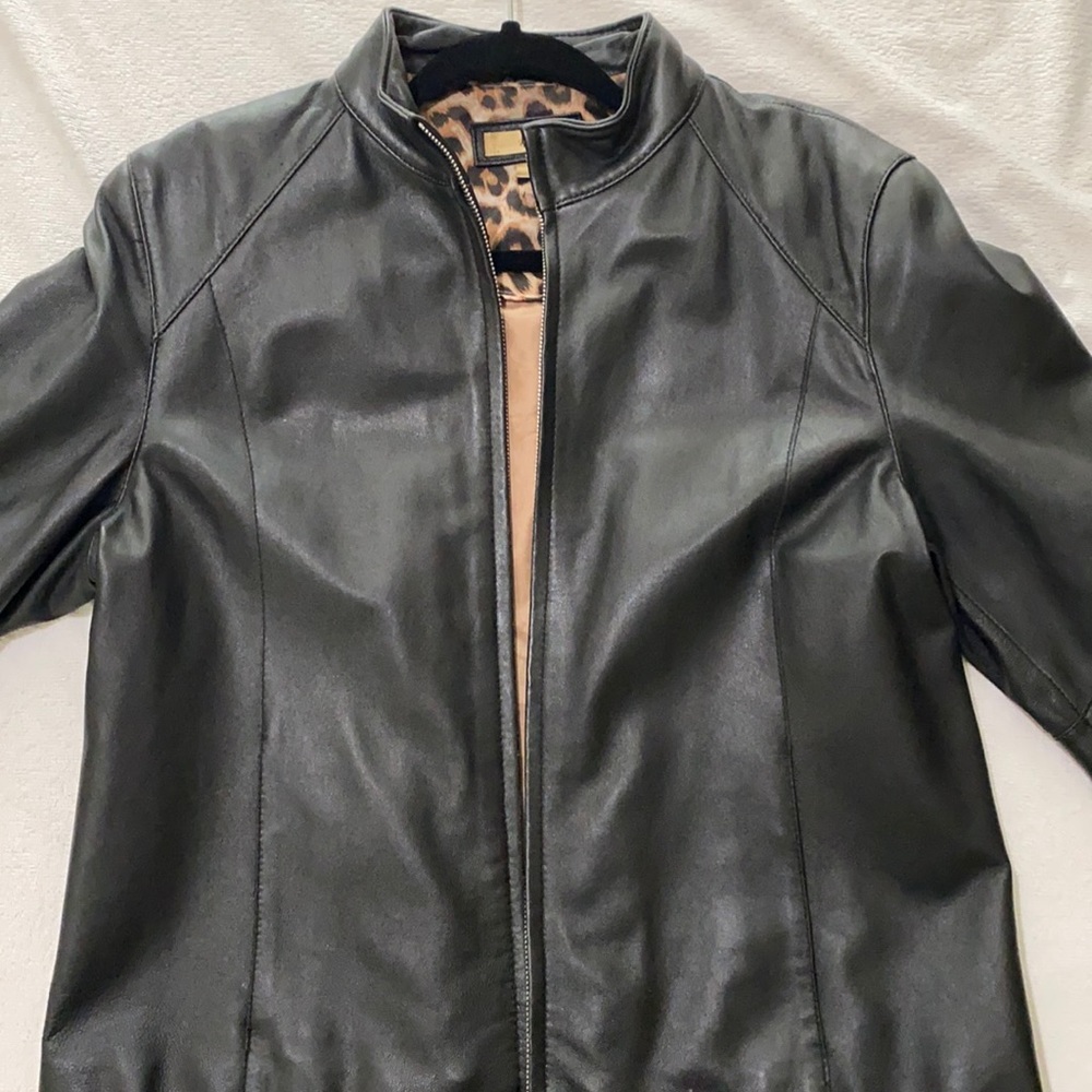 Vintage ladies black leather jacket